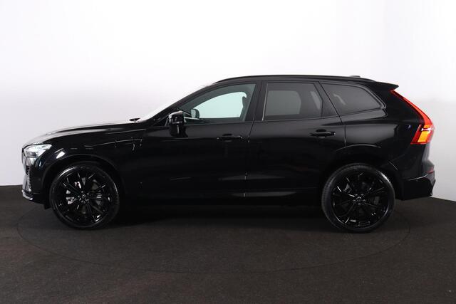 Volvo XC60 T6 Recharge AWD Plus Black Edition - Panorama/schuifdak - IntelliSafe Assist & Surround - 360º Camera - Harman/Kardon audio - Verwarmde voorstoelen, stuur & achterbank - Parkeersensoren voor & achter - Elektr. bedienb. voorstoelen met geheugen - Head up d