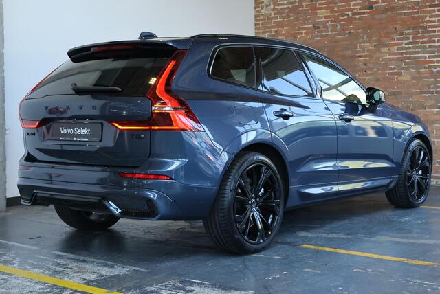 Volvo XC60 2.0 T8 Plug-in hybrid AWD Ultra Black Edition | Panoramadak | Luchtvering | Verwarmbare voorstoelen met massagefunctie en ventilatie | 360 graden camera | Head-up display | Elektrische achterklep | Keyless |