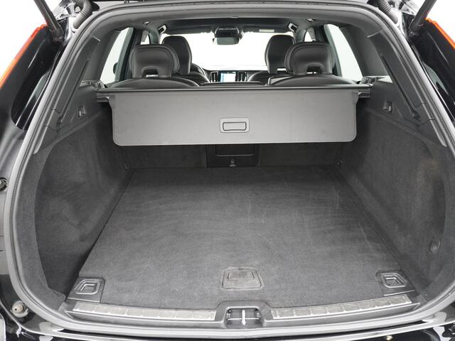 Volvo XC60 2.0 T5 Inscription 20inch/Leder/Sportstoelen/Carplay etc.