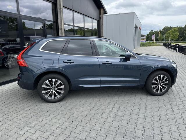 Volvo XC60 2.0 B4 Momentum Pano|ACC|leder|cam
