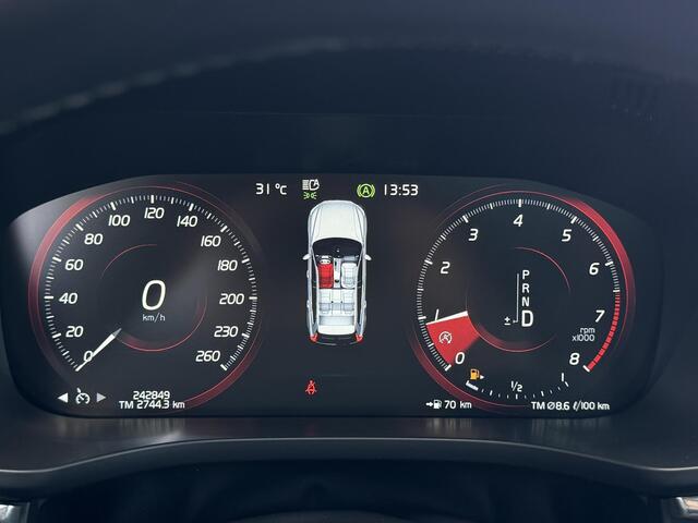 Volvo XC60 2.0 T5 Momentum NL-AUTO | D-RIEM V.V. | PANODAK | CAMERA