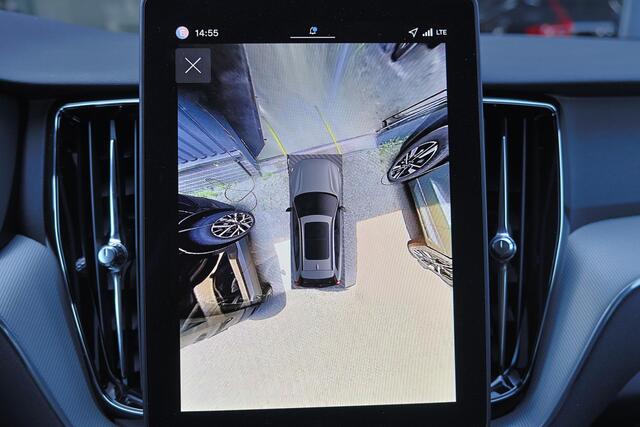 Volvo XC60 T6 Recharge AWD Plus Black Edition - IntelliSafe Assist & Surround - 360º Camera - Harman/Kardon audio - Adaptieve LED koplampen - Verwarmde voorstoelen, stuur & achterbank - Parkeersensoren voor & achter - Elektr. bedienb. voorstoelen met geheugen - Draa