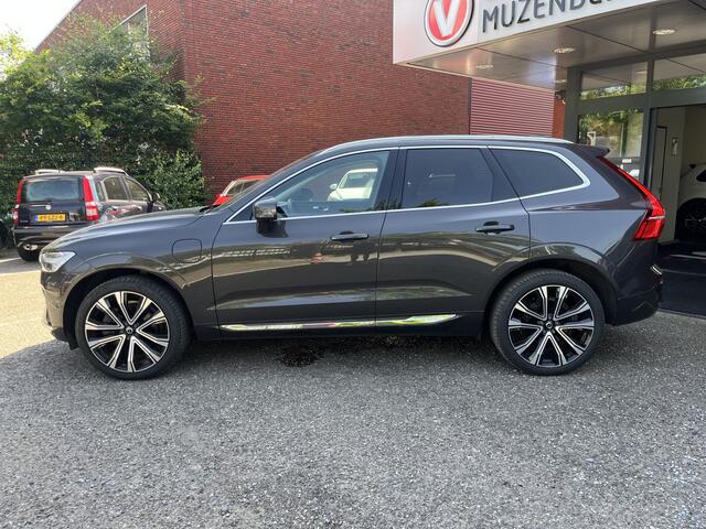 Volvo XC60 2.0 T8 Plug-in hybrid AWD Ultimate Dark 455PK! // ADAPT. CRUISE // PANODAK // HARMAN&KARDON // LEDER // ELEK. STOELEN+GEHEUGEN // 360 CAMERA+SENSOREN //