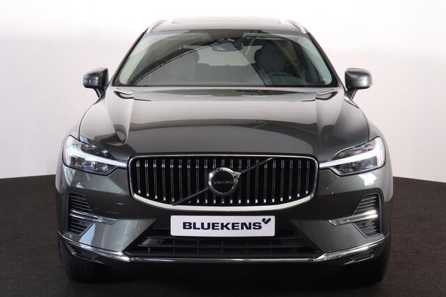 Volvo XC60 T6 Plug-in hybrid AWD Inscription Expression - Panoramadak - Intellisafe Assist/Surround - Harman Kardon Audio - Parkeercamera - Parkeersensoren v/a - Getint glas - Verwarmbare voorstoelen - Verwarmbare voorruit - Trekhaak semi-elektrisch inklapbaar
