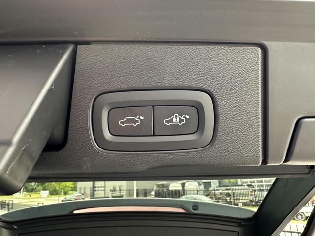 Volvo XC60 2.0 B4 R-Design ACC|H&K|memory|CAM