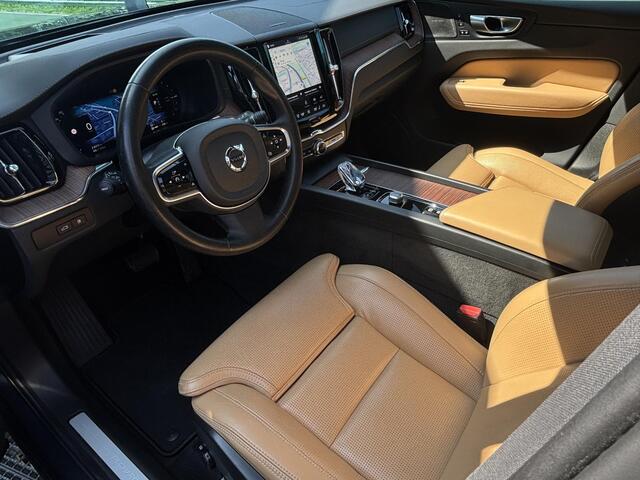 Volvo XC60 2.0 T8 Plug-in hybrid AWD Ultimate Dark Panoramadak, Geventileerde / Massage comfort stoelen, Harman-Kardon premium sound, Verwarmde stoelen 4X, Trekhaak semi electrisch