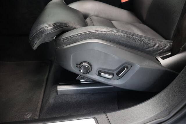 Volvo XC60 2.0 Recharge T6 AWD Insciption | Panorama | Trekhaak | Camera
