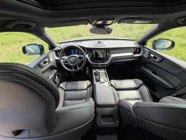 Volvo XC60 T6 AWD R B&W LUCHTVERING 360 FACE LIFT 2 JAAR GARANTIE
