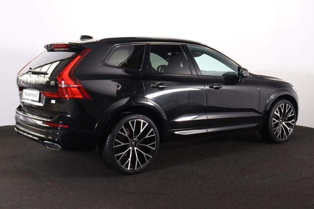 Volvo XC60 Recharge T6 AWD Inscription - Panorama/schuifdak - IntelliSafe Assist & Surround - 360º Camera - Harman/Kardon audio - Adaptieve LED koplampen - Verwarmde voorstoelen, stuur & achterbank - Parkeersensoren voor & achter - Elektr. bedienb. voorstoelen met g