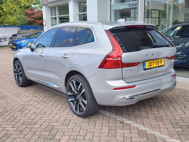 Volvo XC60 2.0 T6 PLUG-IN HYBRID AWD CORE BRIGHT Open dak | Google Maps | Keyless