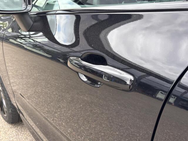 Volvo XC60 2.0 T6 Plug-in hybrid AWD Plus Black Edition LIGHTING PACK | 360 GRADEN CAMERA | HARMAN/KARDON AUDIO | HEAD-UP DISPLAY | PANORAMA DAK| VOLVO DEALER ONDERHOUDEN|