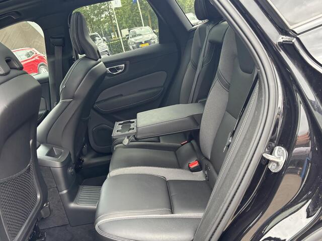 Volvo XC60 2.0 T6 Plug-in hybrid AWD Plus Black Edition LIGHTING PACK | 360 GRADEN CAMERA | HARMAN/KARDON AUDIO | HEAD-UP DISPLAY | PANORAMA DAK| VOLVO DEALER ONDERHOUDEN|