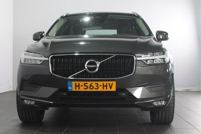 Volvo XC60 2.0 B5 Momentum Pro - Camera / Carplay / Stoel+Stuur verw.