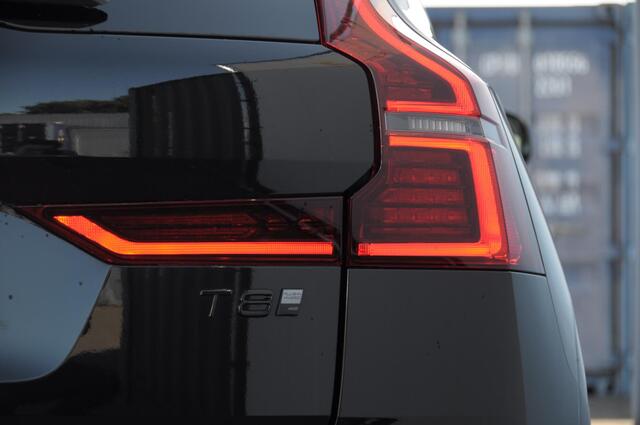Volvo XC60 T8 455PK Automaat AWD Plus Black Edition / Adaptieve cruise control / BLIS / Panoramadak / Stoel - en stuurverwarming / Keyless entry / Elektrische stoelen / Parkeersensoren met 360 camera
