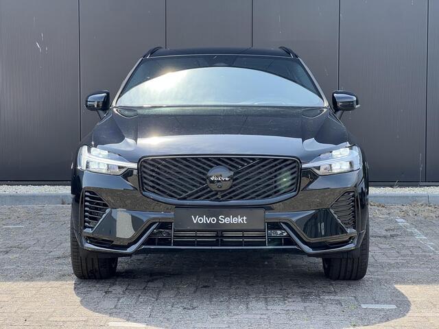 Volvo XC60 2.0 T8 Plug-in hybrid AWD Plus Black Edition Panoramadak / T8 - 455PK / Harman Kardon / Stuur- Stoelverwarming / 21" / Memory seats / 360 graden camera / Grote accu / AWD