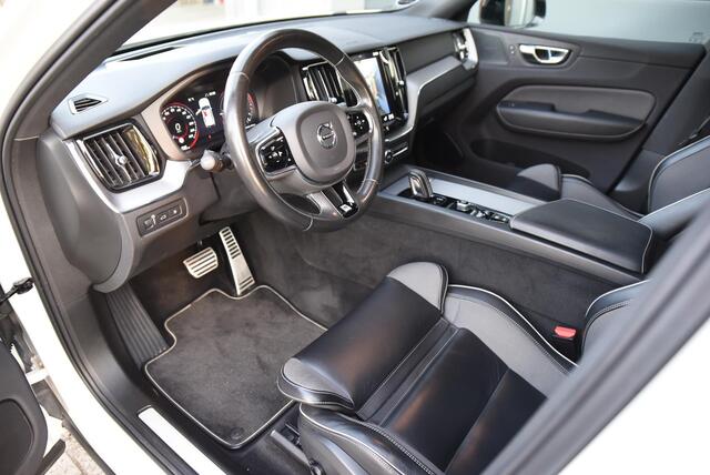 Volvo XC60 2.0 T8 Twin Engine AWD R-Design PANO TREKHAAK HUD
