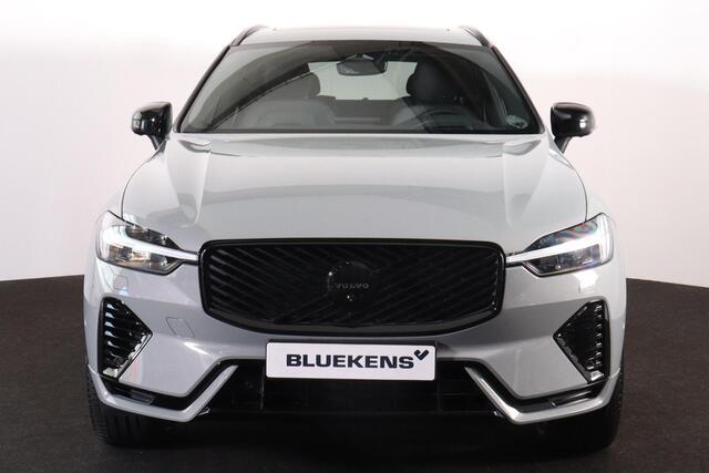 Volvo XC60 T6 Recharge AWD Plus Black Edition - Panorama/schuifdak - IntelliSafe Assist & Surround - 360º Camera - Harman Kardon audio - Adaptieve LED koplampen - Verwarmde voorstoelen, stuur & achterbank - Parkeersensoren voor & achter - Elektr. bedienb. voorstoele