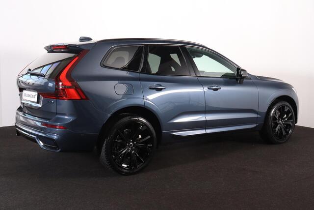 Volvo XC60 T6 Recharge AWD Plus Black Edition - Panorama/schuifdak - IntelliSafe Assist & Surround - 360º Camera - Harman Kardon audio - Adaptieve LED koplampen - Verwarmde voorstoelen, stuur & achterbank - Parkeersensoren voor & achter - Elektr. bedienb. voorstoele