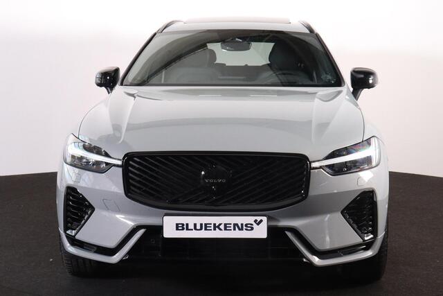 Volvo XC60 T6 Recharge AWD Plus Black Edition - Panorama/schuifdak - IntelliSafe Assist & Surround - 360º Camera - Harman Kardon audio - Adaptieve LED koplampen - Verwarmde voorstoelen, stuur & achterbank - Parkeersensoren voor & achter - Elektr. bedienb. voorstoele