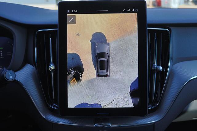 Volvo XC60 T6 Recharge AWD Plus Black Edition - Panorama/schuifdak - IntelliSafe Assist & Surround - 360º Camera - Harman Kardon audio - Adaptieve LED koplampen - Verwarmde voorstoelen, stuur & achterbank - Parkeersensoren voor & achter - Elektr. bedienb. voorstoele