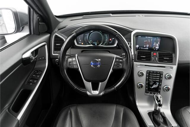 Volvo XC60 2.0 T5 FWD Polar+|Panoramadak|Leder| Trekhaak