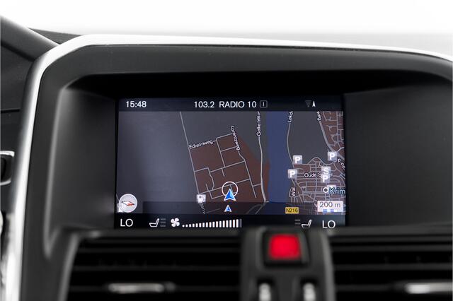 Volvo XC60 2.0 T5 FWD Polar+|Panoramadak|Leder| Trekhaak