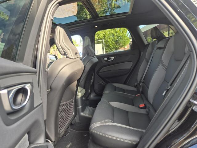 Volvo XC60 T6 Plug-in AWD Plus Black Edition FACELIFT/Panodak/360Cam/ACC etc.