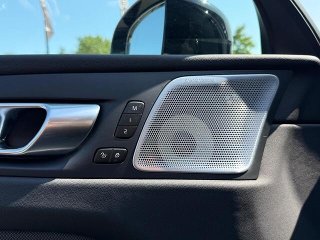 Volvo XC60 2.0 T8 Plug-in-hybrid AWD Polestar Engineered Panodak Bower&Wilkins HUD 360Camera Dealer Onderhouden