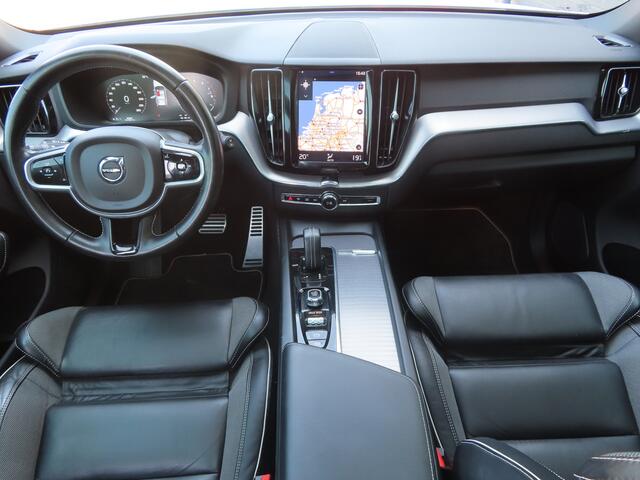 Volvo XC60 2.0 Recharge T6 AWD R-Design | pano dak | lederen bekleding | camera