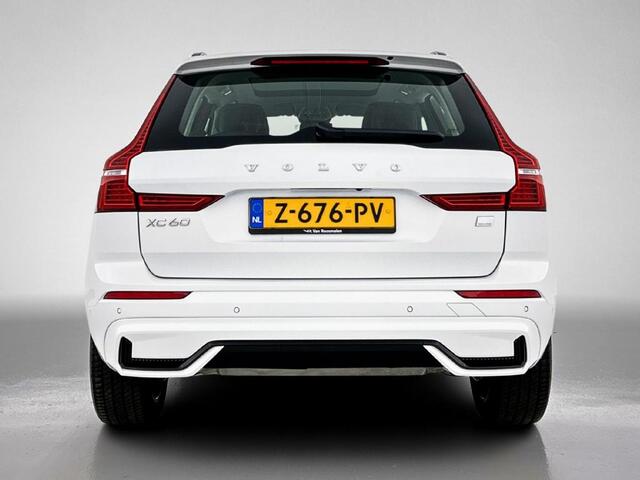 Volvo XC60 2.0 T6 AWD Ultimate Dark | Panorama dak | Trekhaak |
