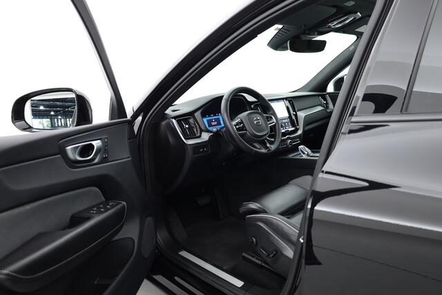 Volvo XC60 2.0 T6 Plug-in hybrid AWD Ultimate Black Edition | Rijklaar!! | Pano | Adapt. Cruise | Memory | Stoel- Stuurverw. | 360cam | Keyless
