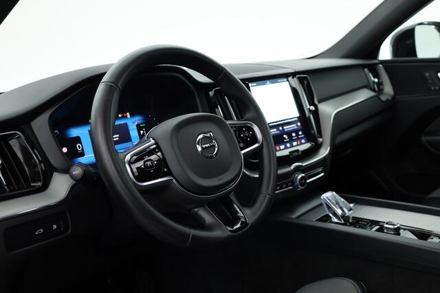 Volvo XC60 2.0 T6 Plug-in hybrid AWD Ultimate Black Edition | Rijklaar!! | Pano | Adapt. Cruise | Memory | Stoel- Stuurverw. | 360cam | Keyless