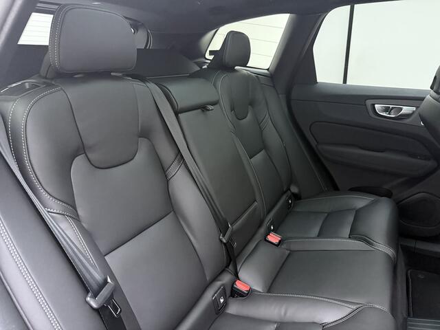 Volvo XC60 T6 Plug-in hybrid AWD Ultra Black Edition | Luchtvering | Head-up | Bowers & Wilkens | Stoel ventilatie + verwarming | Trekhaak |