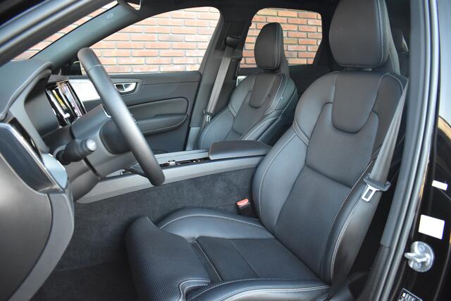 Volvo XC60 T6 350PK Plug-in hybrid AWD Ultra Black Edition | Bowers & WIlkens | Massagestoelen | Stoelventilatie | Luchtvering |