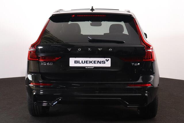 Volvo XC60 T6 Recharge AWD Plus Dark - Panorama/schuifdak - IntelliSafe Assist & Surround - 360º Camera - Harman/Kardon audio - Verwarmde voorstoelen, stuur & achterbank - Parkeersensoren voor & achter - Elektr. bedienb. voorstoelen met geheugen - Head up display - Draadloze tel. lader - 21' LMV