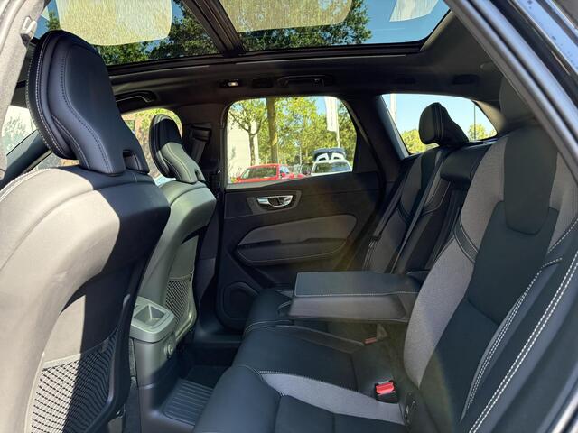 Volvo XC60 2.0 T6 Plug-in hybrid AWD Plus Black Edition DEALER ONDERHOUDE | EL. STOELEN MET GEHEUGEN | HARMAN KARDON | | STOEL VERWARMING VOOR EN ACHTER| PANORAMA DAK | 360 GRADEN CAMERA | ELEK. STOELEN MET GEHEUGEN | HARMAN/KARDON AUDIO