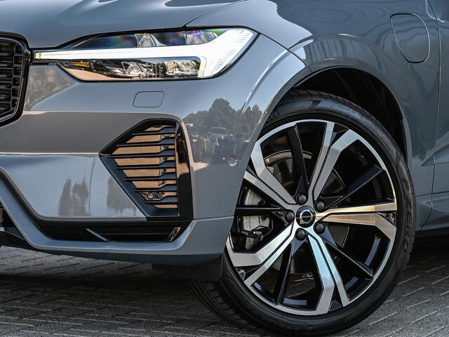 Volvo XC60 2.0 T8 Plug-in hybrid AWD Ultra Black Edition | Panoramadak | Harman/Kardon | Pilot Assist | HUD | 360 Camera | Memory Seats | Trekhaak | Stuurverwarming | Stoelverwarming V+A |