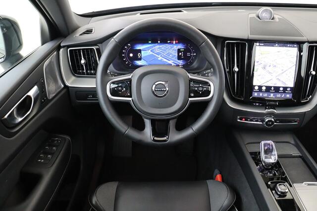 Volvo XC60 T6 RECHARGE AWD ULTRA BLACK EDITION -PANO.DAK|BOWERS&WILKINS|LUCHTVERING|360°CAM|HEAD-UP DISP.|PRIVACY.GLAS|TREKHAAK|21"|SoH:96%