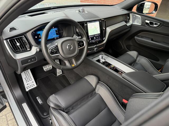 Volvo XC60 2.0 T8 AWD Polestar Engineered HEICO B&W Pano