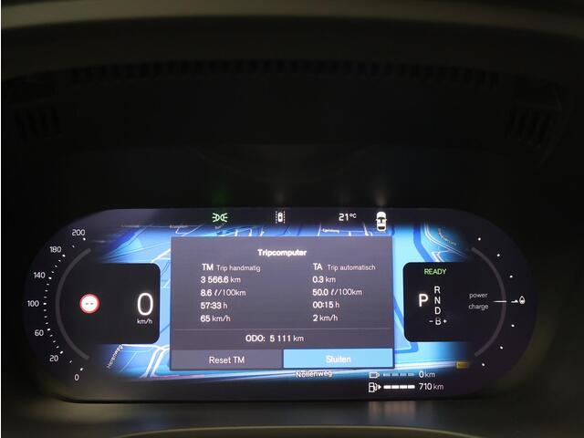 Volvo XC60 T6 AWD Plug-in hybrid Ultra Black Edition / Trekhaak / Luchtvering / Privacy glass / Harman Kardon / 360 camera / Stoel+stuur+achterbankverwarming
