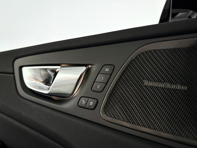 Volvo XC60 T6 Plug-in hybrid AWD Ultra Dark | Panoramadak | 360° camera | Head-up display | Luchtvering | Harman Kardon | Stoel- en stuurverwarming | Trekhaak