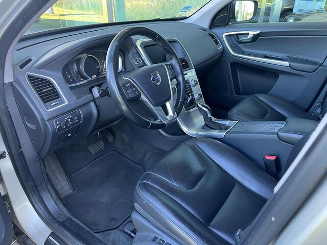 Volvo XC60 2.0 T5 FWD Polar+ Automaat | Rijklaar incl garantie | Panoramadak Camera Standkachel DAB