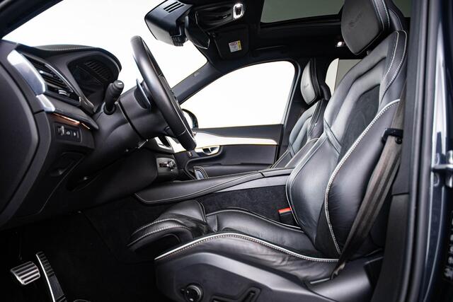 Volvo XC90 2.0 T8 Twin Engine AWD R-Design Trekhaak - Panoromadak - Head Up - IntelliSafe Surround - Keyless Drive - Verwarmbaar stuurwiel - Getinte Ruiten - Stoelverwarming voor - Elektrisch verstelbare passagiersstoel -