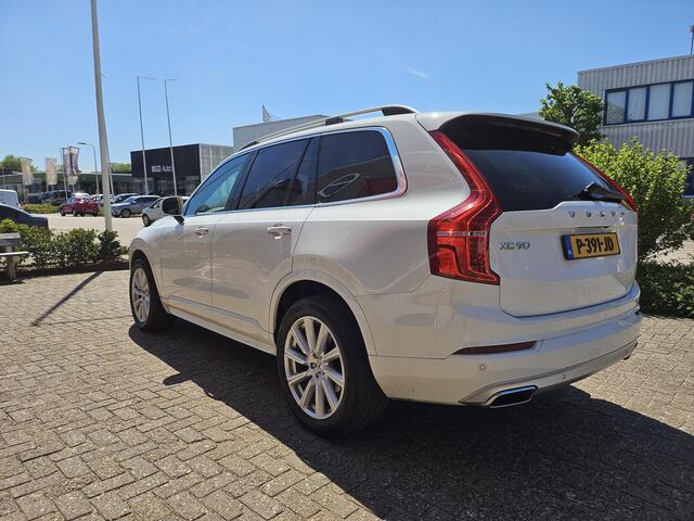 Volvo XC90 2.0 D5 AWD Momentum