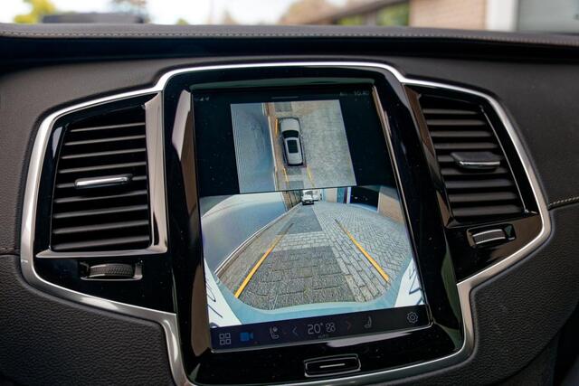 Volvo XC90 2.0 T8 Recharge AWD Plus Dark Luchtvering, Panoramadak, H/K Geluidsinstallatie. Vapour Grey