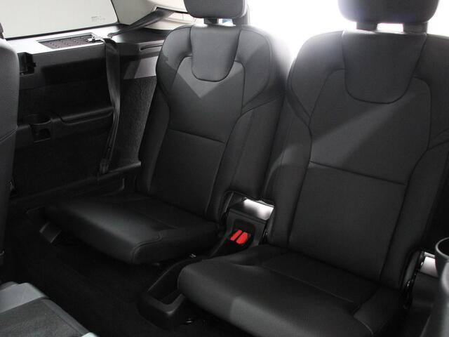 Volvo XC90 2.0 T8 Recharge 391pk AWD Inscription Expression Demo! | Luchtvering | Trekhaak | Navigatie | Camera 360 | Climate Control |