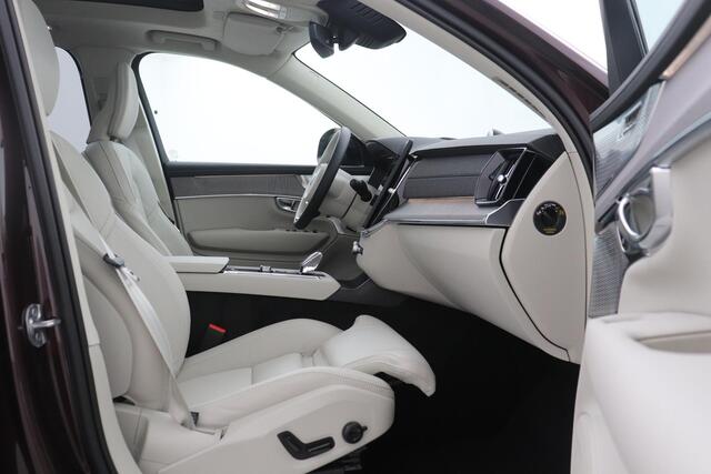 Volvo XC90 T8 Plug-in hybrid Ultra Dark | FACELIFT | Mulberry Red | Luchtvering | Bowers&Wilkins | Massage+Ventilatie