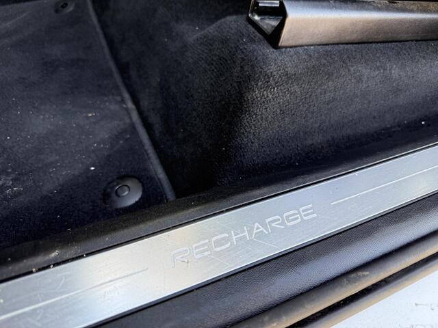 Volvo XC90 2.0 T8 Recharge AWD Business Pro 7P, 2400kg trekgewicht, Leder, Panoramadak