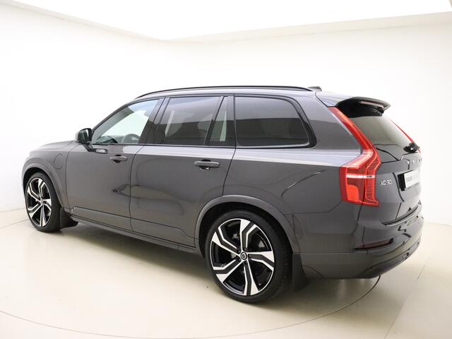 Volvo XC90 T8 455pk AWD Ultra Dark / Luchtvering / Bowers & Wilkins audio / 22 inch velgen / HUD / Contourstoelen / Gelamineerde zijruiten / Elektrisch inklapbare trekhaak /