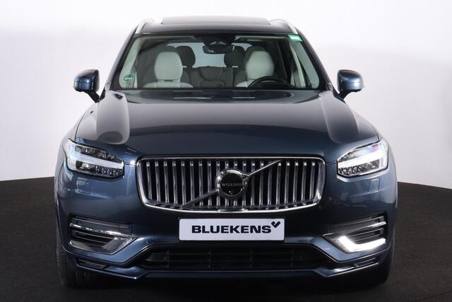 Volvo XC90 T8 Recharge AWD Ultimate Bright - LONG RANGE - Luchtvering - Panorama/schuifdak - IntelliSafe Assist & Surround - 360º Camera - Bowers & Wilkins audio - Verwarmde voorstoelen, stuur & achterbank - Parkeersensoren voor & achter - Elektr. bedienb. voorstoel